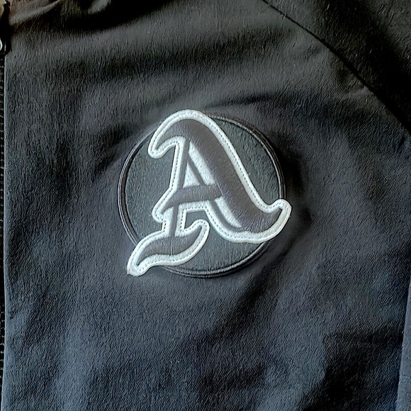 Adidas jacket - Picture 2 of 5